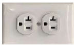 TOMACORRIENTE 270 DOBLE POLARIZADA BLANCA 20 A CON TAPA, 125 V, NEMA 5-15R EMPOTRAR ETT-17-2 CLASSIC LUX