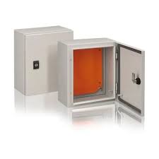 [CON18537] CAJA DE CONTROL 600x500X300mm IP66 USO EXTERIOR C/PUERTA Y CERRADURA DOBLE FONDO PINTURA ELECTROSTATICA BEIGE 